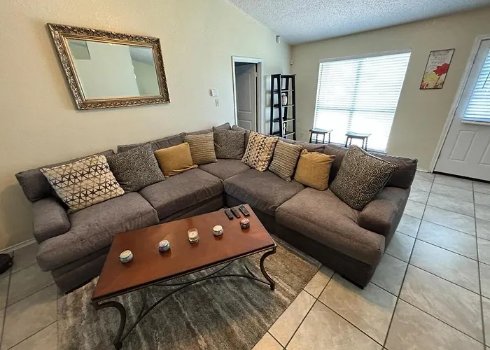 Spacious With Large Backyard * Killeen